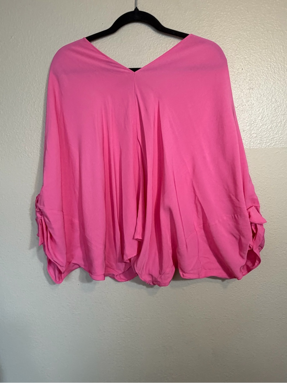 ZARA SS22 FLUID WIDE SLEEVE TOP / BLOUSE OVERSIZED NEON PINK - Picture 5 of 7